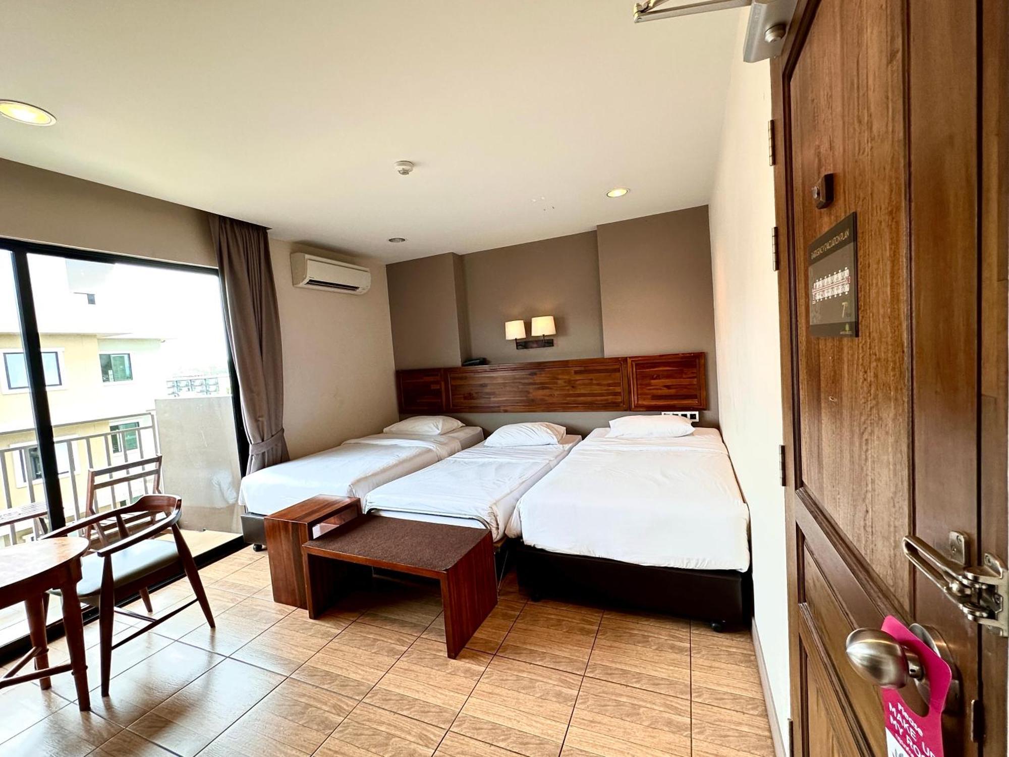Mangrove Prestige Hotel Na Chom Thian Exterior foto